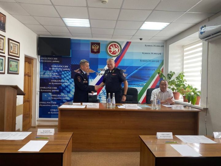 В ОВД по Буинскому району МВД России назначен новый начальник. Он – уроженец Буинского района