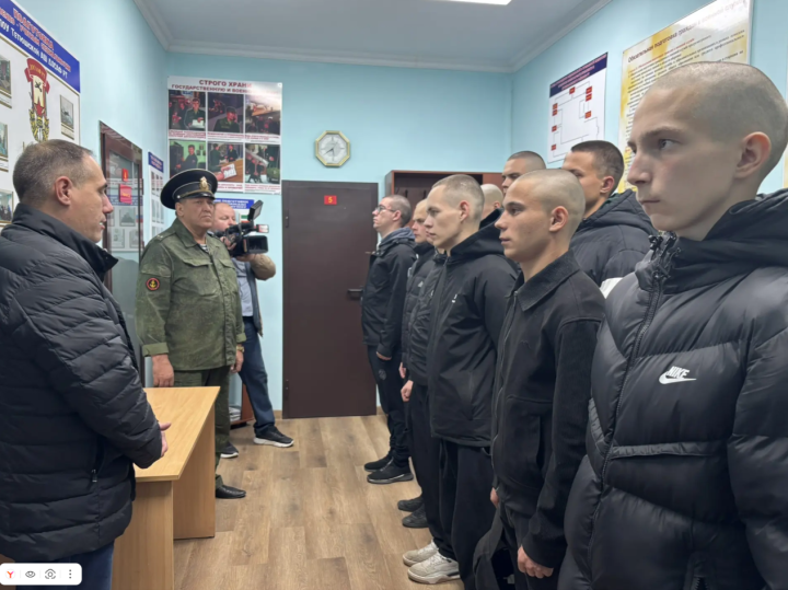 Из Буинска на осенний призыв отправились в армию