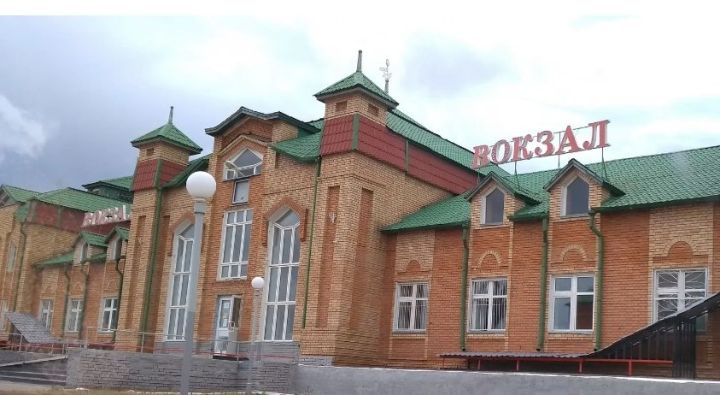 Двое молодых людей заключены под стражу за поджог релейного шкафа в Буинске