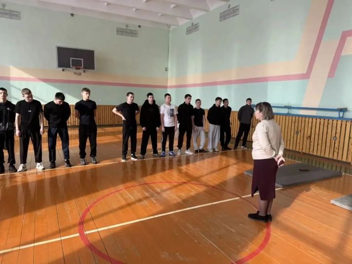 Газовики? Ветеринары? Юристы? В Буинском ветеринарном техникуме определили самых умелых и спортивных ребят-студентов