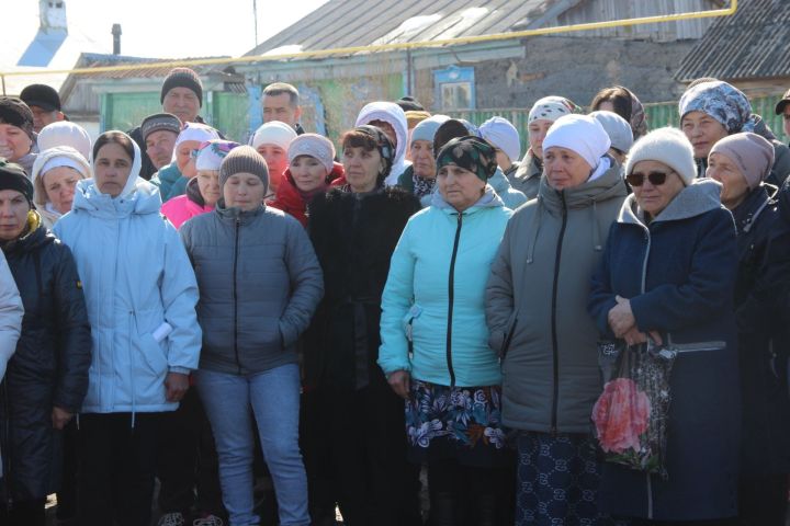 В Буинском районе простились с Алмазом Муратовым, погибшим в ходе специальной военной операции