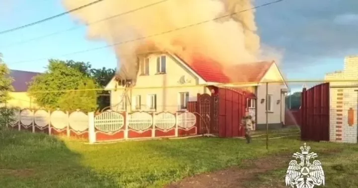 Пожар в Больших Кайбицах: пострадали отец и дочь