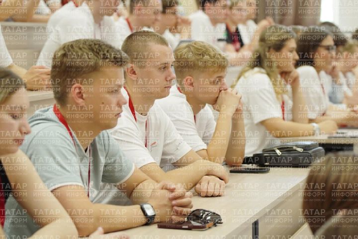 В РТ на лето трудоустроят более 3,9 тыс. подростков в составе студотрядов