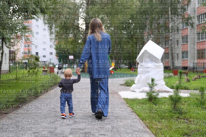 К пяти месяцам заключения в колонии приговорен 54-летний буинец, не плативший алименты  своим детям