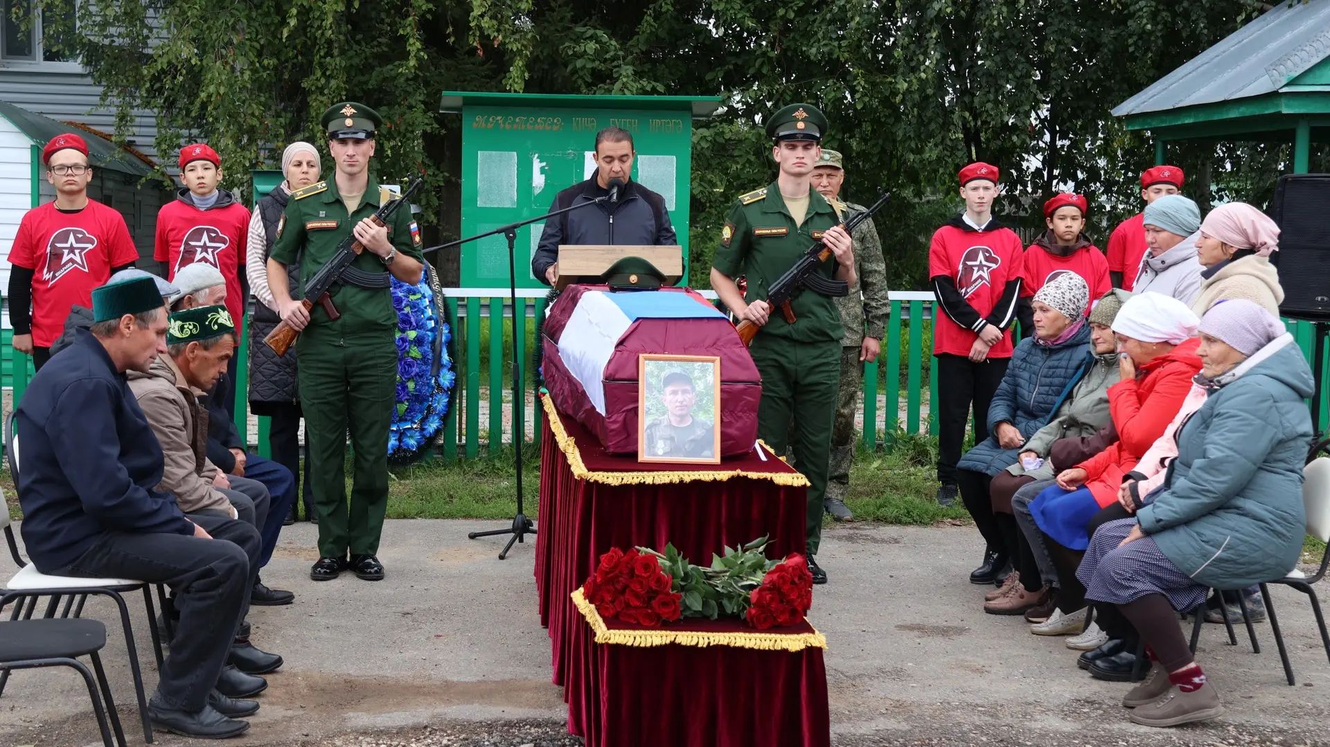 В Буинске простились с Ильсуром Зиннуровым 