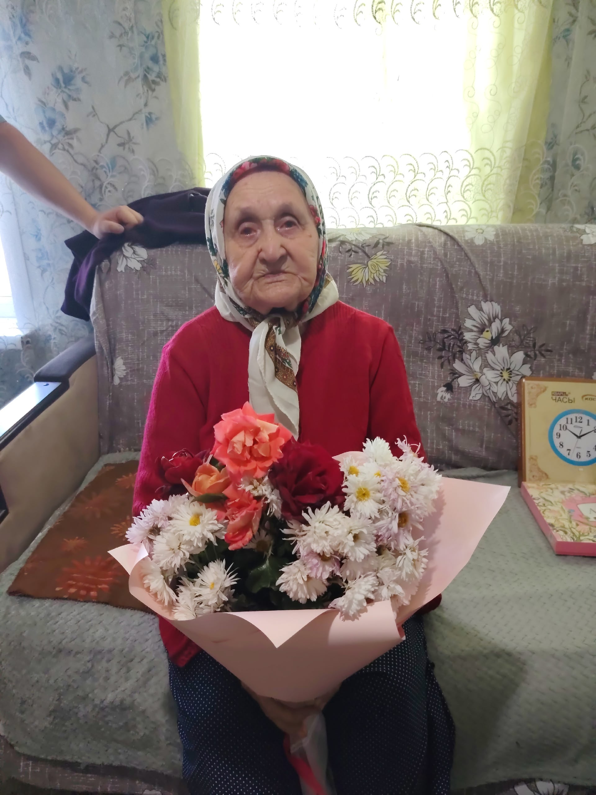 На днях ей исполнилось 90 лет. Фото А. Юсуповой.