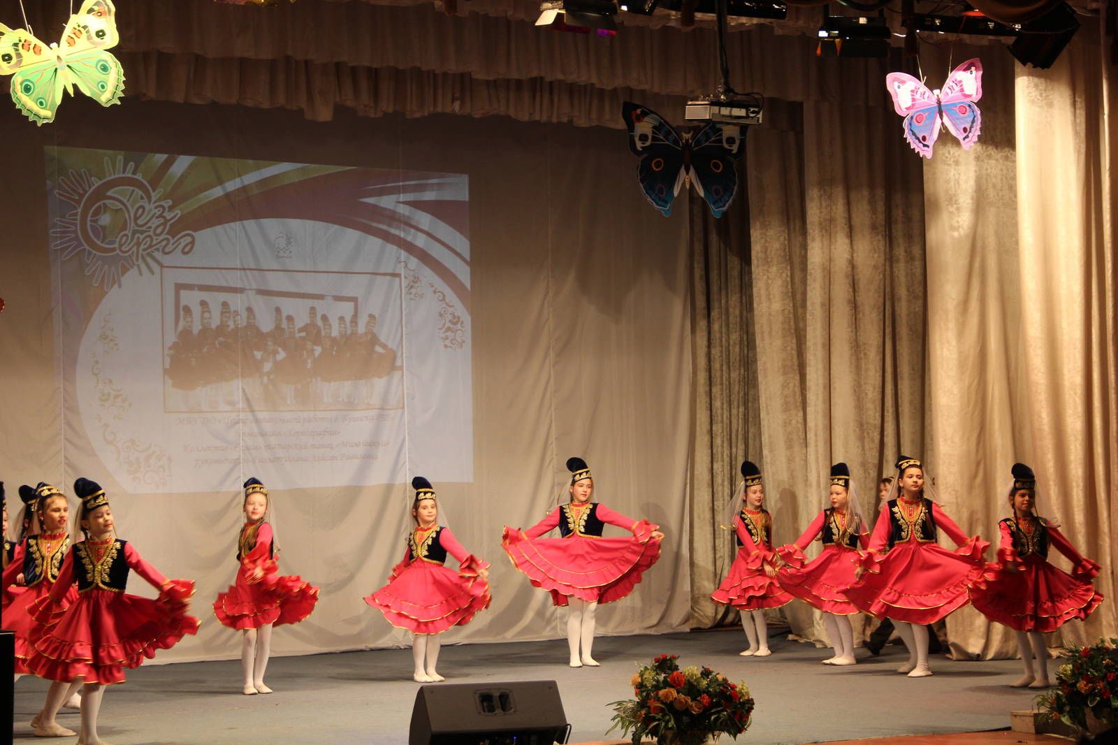 В Буинске:  муниципальный  этап Республиканского детского художественного фестиваля народного творчества «Без бергә»