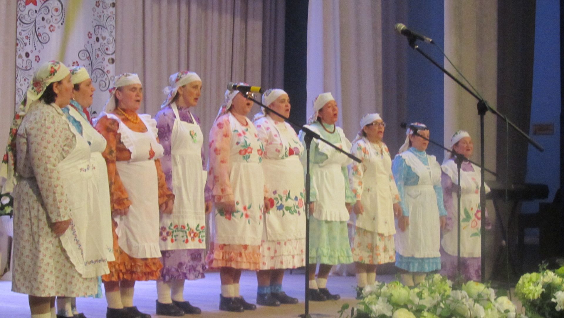 В Буинске собрались артисты-ветераны из восьми районов (фоторепортаж)