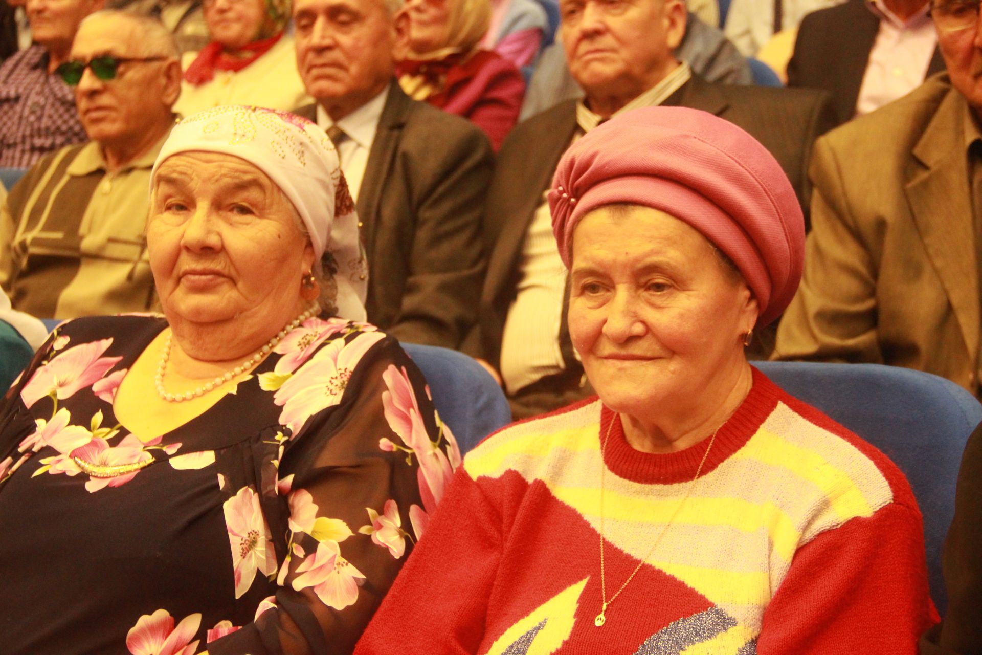 В Буинске чествовали 70-летних юбиляров (фоторепортаж)