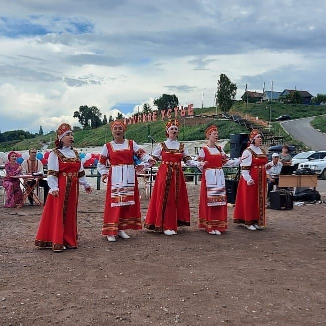 Ансамбль Буинска представил наш район на фестивале "Песни под Волгой"