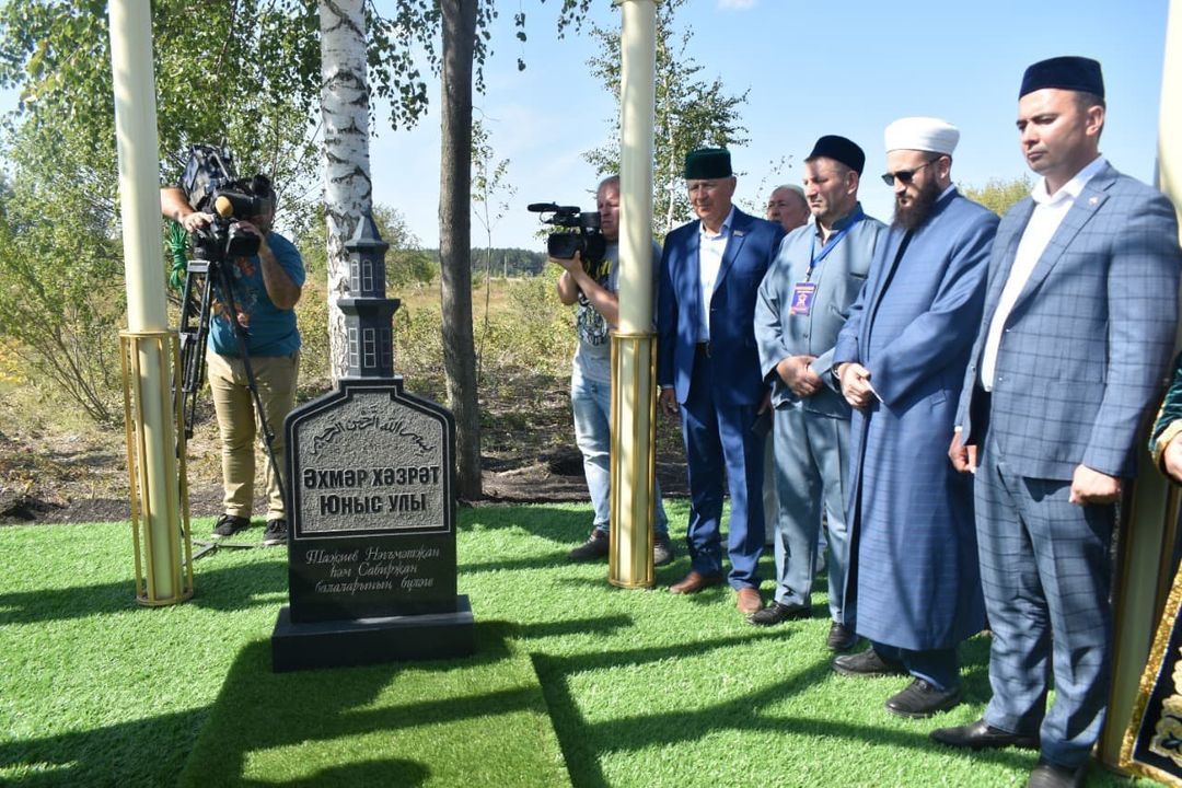 Сегодня в Буинском районе состоялось торжественное открытие мемориального комплекса, посвящённого Ахмар хазрату
