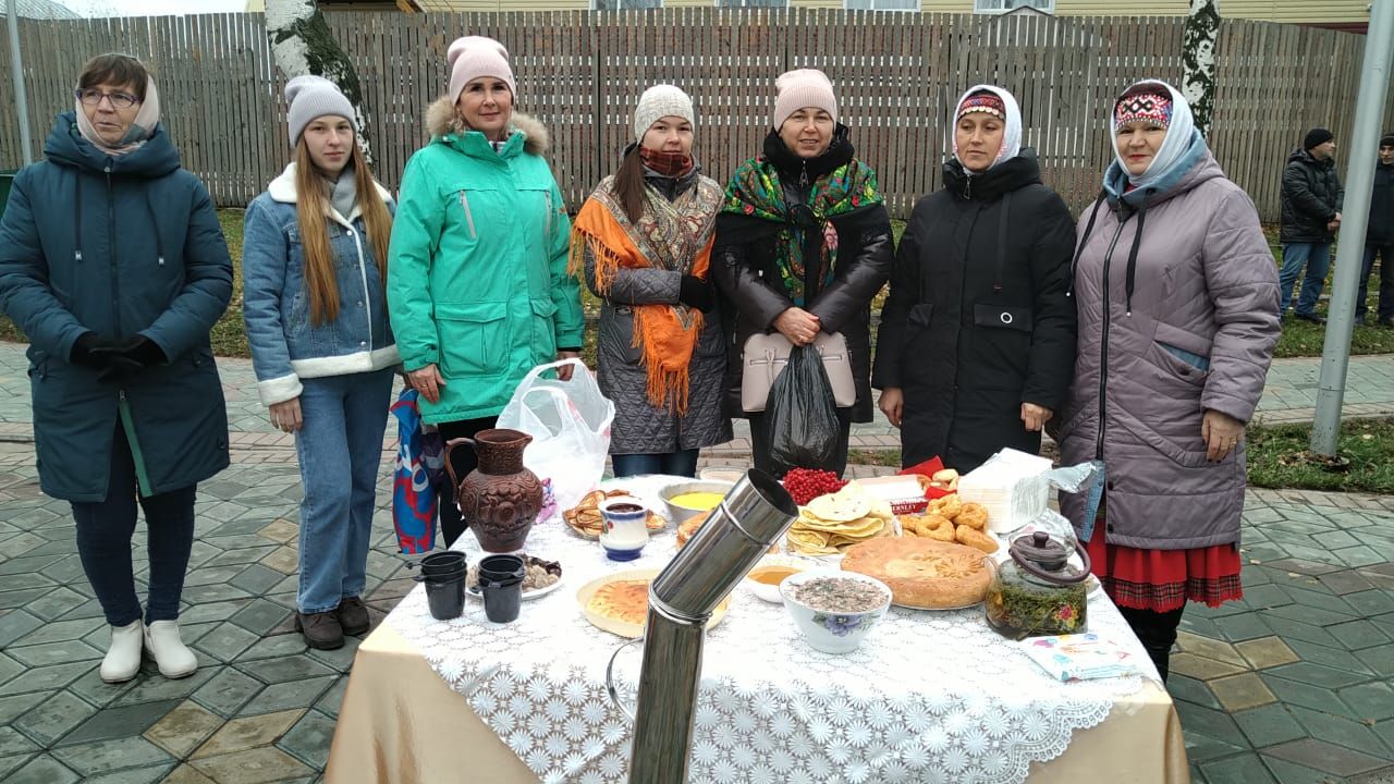 В Буинске проходит праздник, по случаю Дня народного единства (+фото)