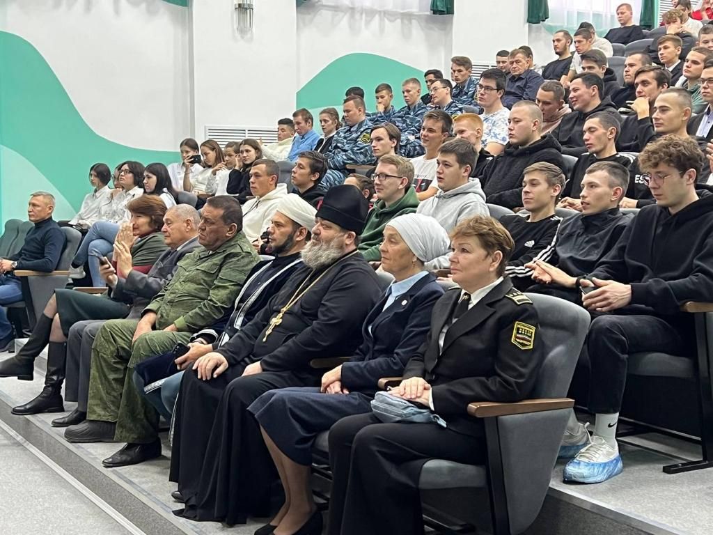 В Буинске отметили день призывника