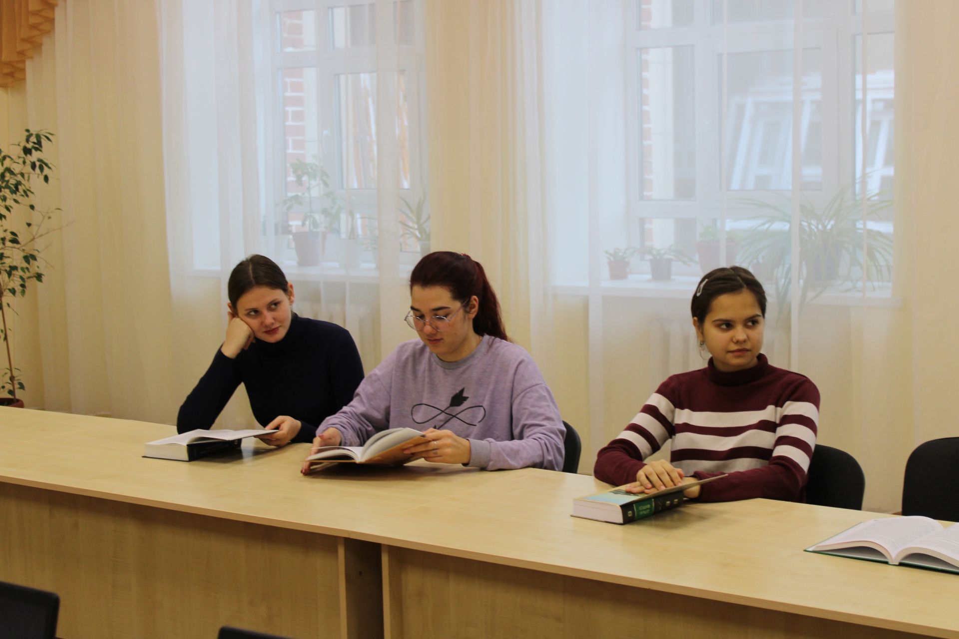 В Буинском ветеринарном техникуме отметили день школьных библиотек