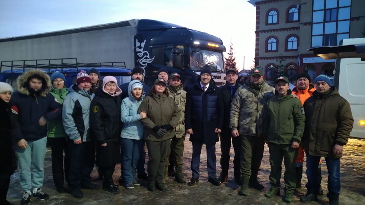 Сегодня из Буинского района отправили очередную партию гуманитарного груза в зону СВО