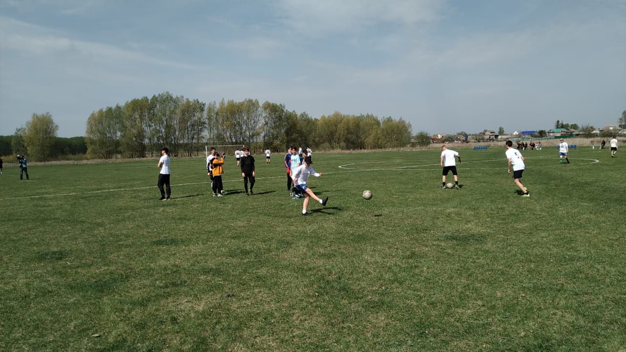 В Буинском районе проводится турнир по футболу, посвящённый участникам СВО (ФОТО, ВИДЕО)