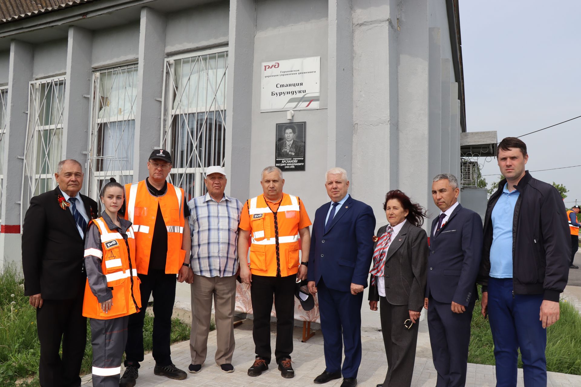 Вскрыть капсулу полагается в дни празднования 100-летия Победы. Сегодня буинцы стали участниками исторического события (фото)