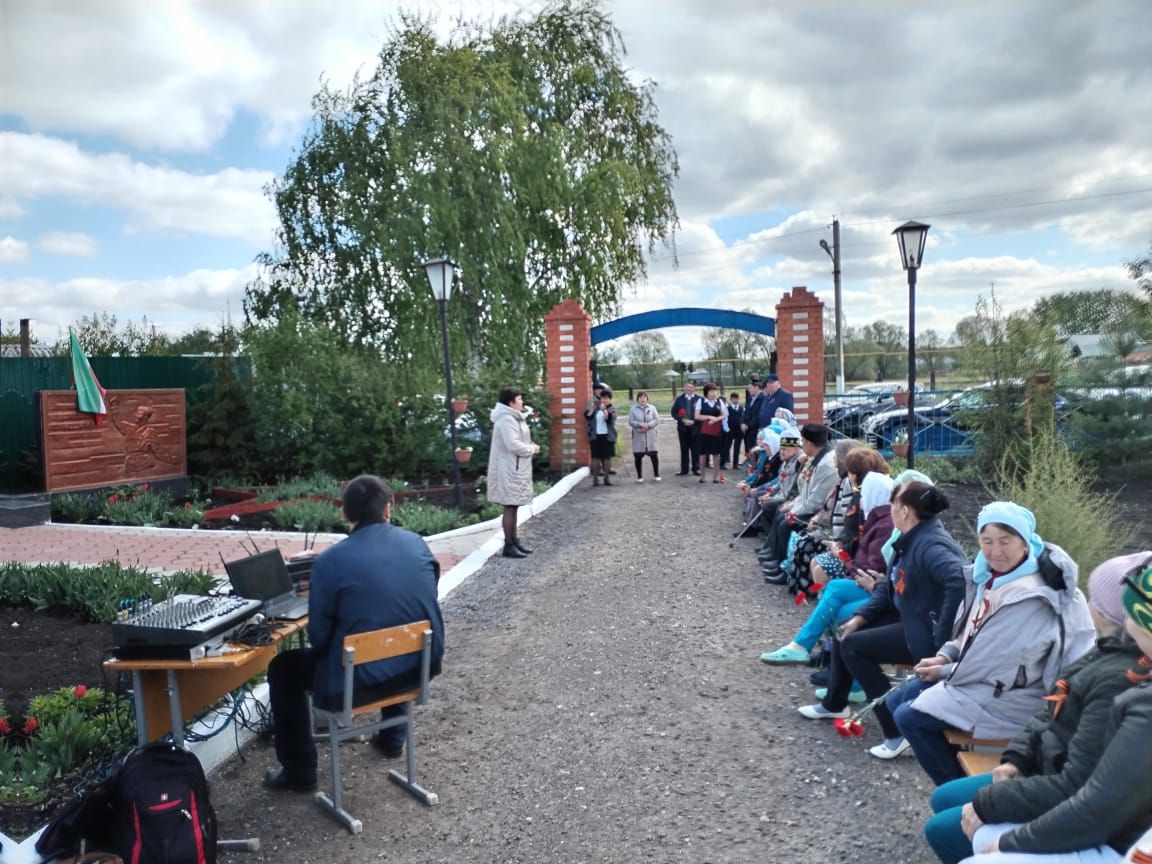 Сегодня в деревне Алькеево Буинского района состоялся праздник по случаю Дня Победы (+фото)