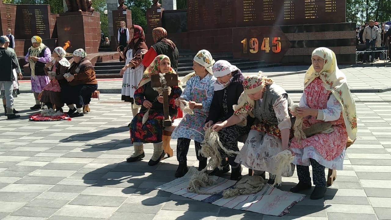 В Буинске отмечают День Победы (+фото)