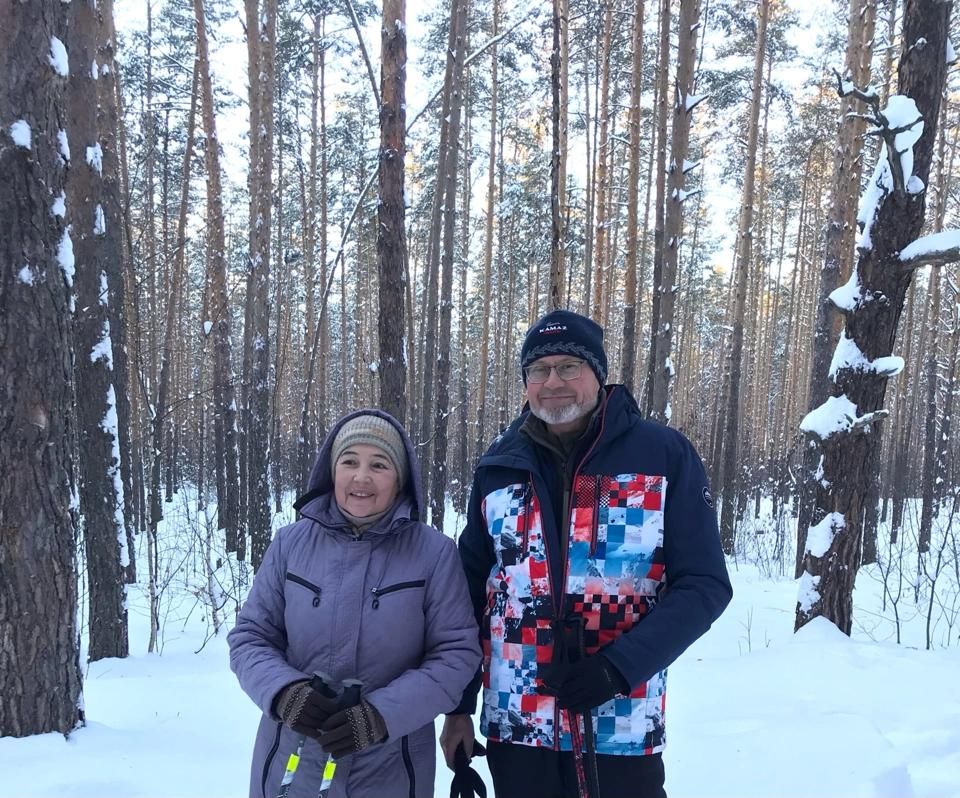 Гузелия и Рафик Заляловы из Буинска одна из  пар в районе, удостоившаяся медали «За верность и любовь»