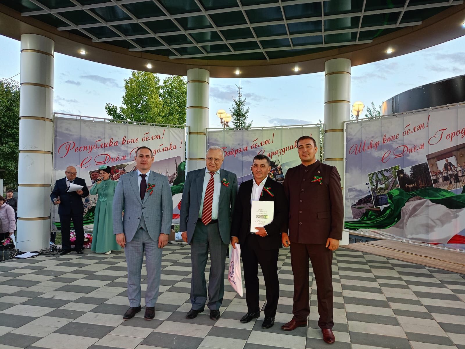 Буинцы праздновали День Республики и День города