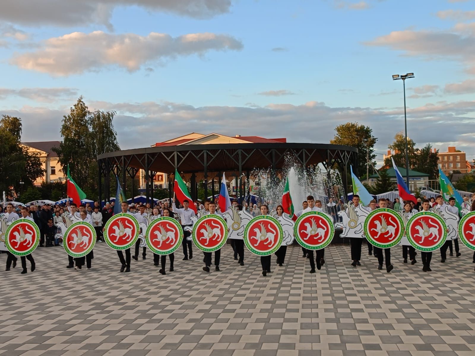 Буинцы праздновали День Республики и День города