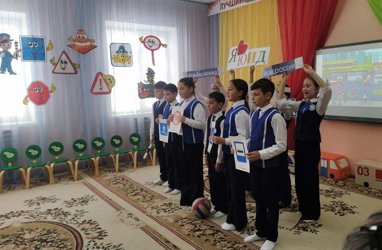 ЮИД в гостях у буинских дошколят