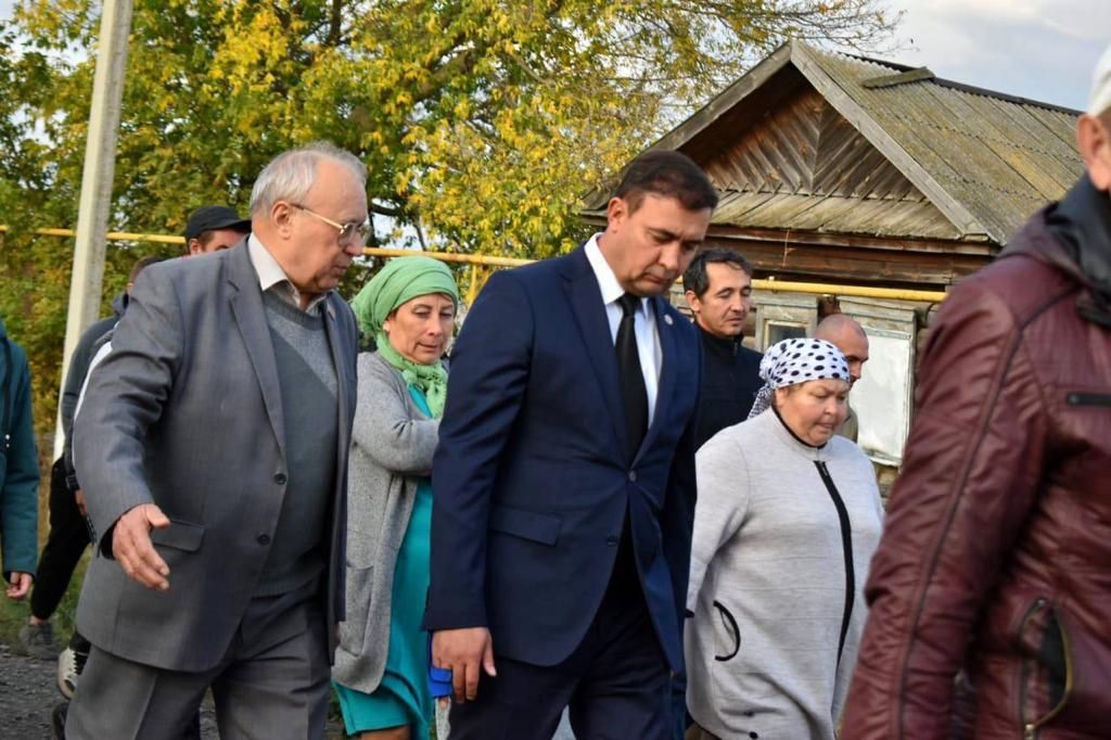 Буинск в один день простился с двумя героями (фото)