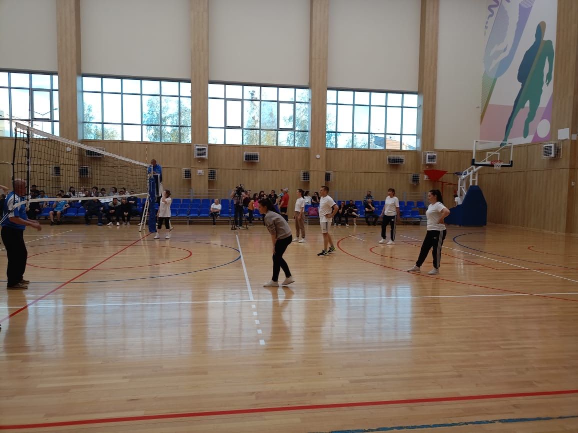 Футболисты Буинска победили в финале волейбольной лиги