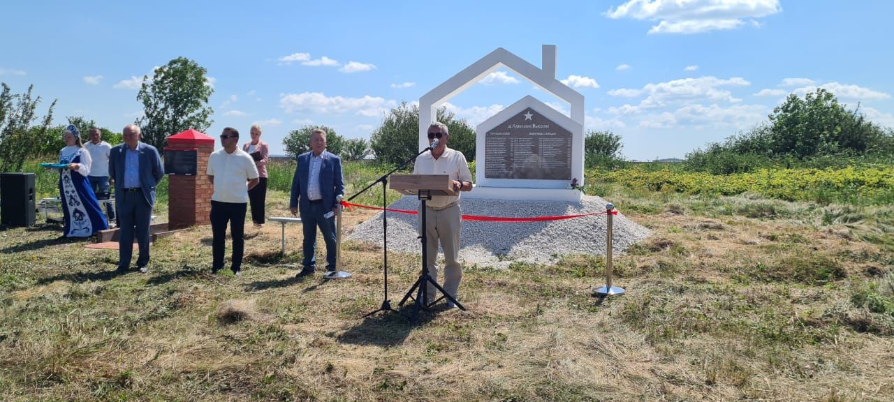 В Буинском районе на месте исчезнувших деревень открыты еще три стелы