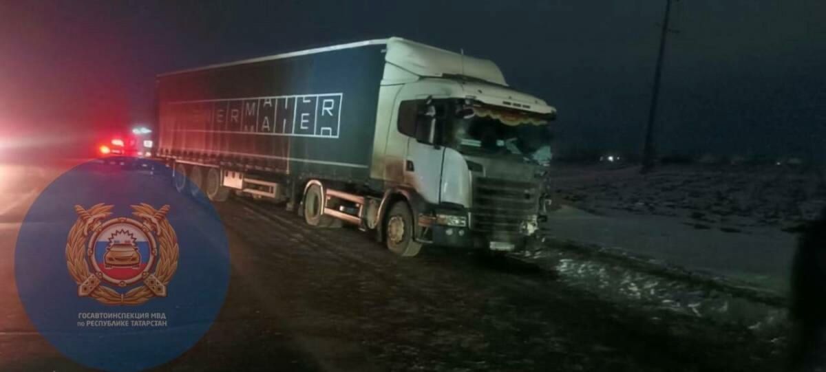 В Татарстане водитель «УАЗа» погиб в лобовом ДТП