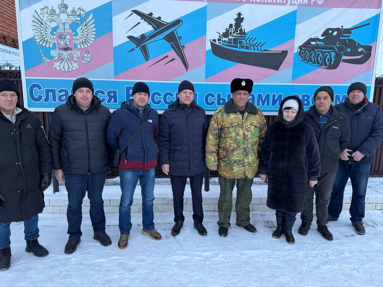 Коллектив «Буинский Элеватор» проводил Сергея Алексеева на контрактную службу