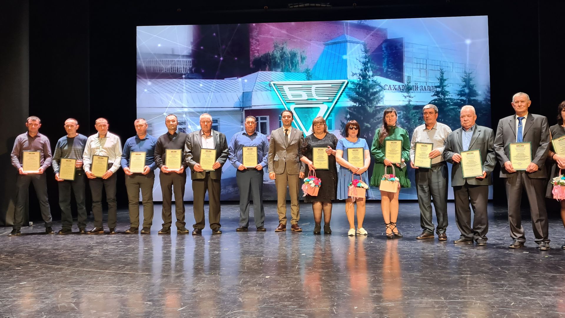 Буинский сахарный завод отметил 65-летний юбилей (фото, видео)