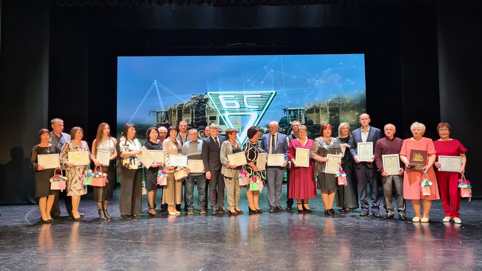 Буинский сахарный завод отметил 65-летний юбилей (фото, видео)