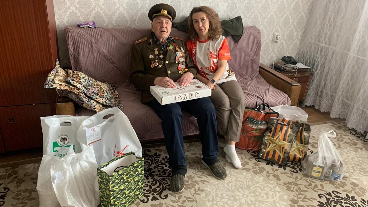 Бөек Ватан сугышы ветераннары “Казан обводы – сугыш эзләре буйлап” автойөрүен оештыручыларга һәм спонсорларга бүләкләр өчен рәхмәт әйтә (+фото)