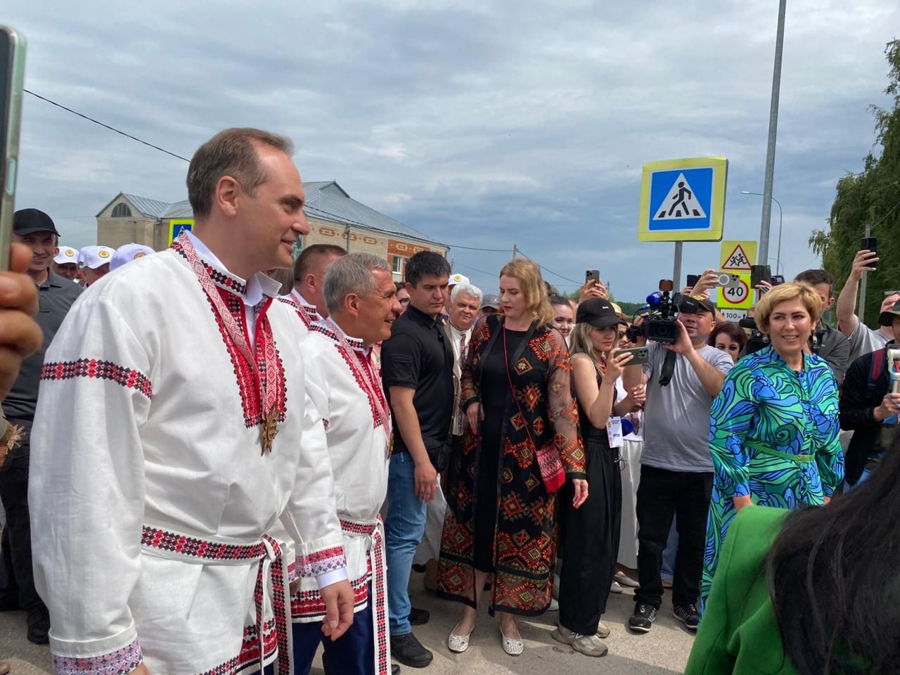 Тысячи гостей из различных регионов страны — Республики Татарстан, Республики Мордовия, Ульяновской области — собрались в Кильдюшево Тетюшского района (фото, видео)