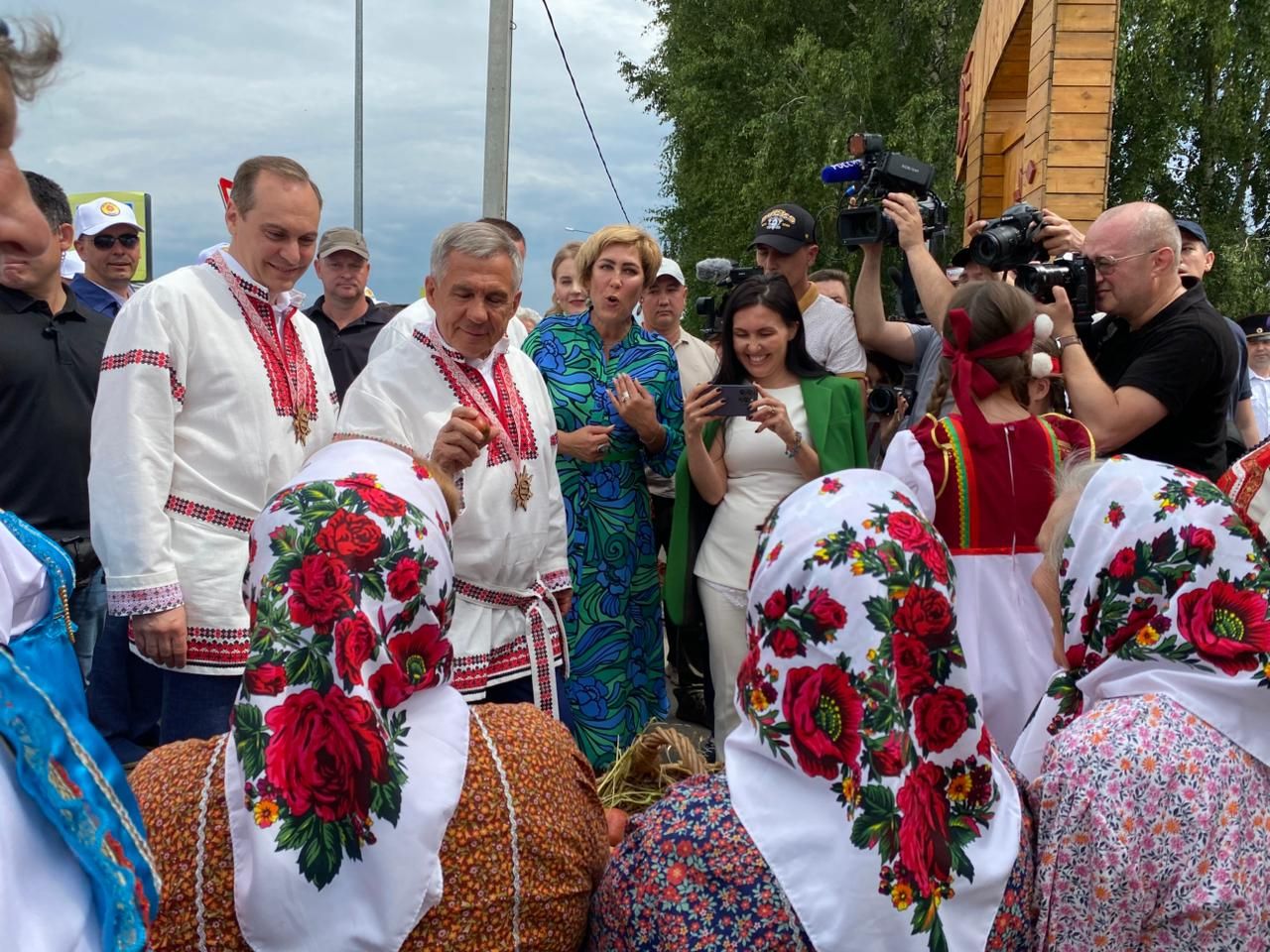 Тысячи гостей из различных регионов страны — Республики Татарстан, Республики Мордовия, Ульяновской области — собрались в Кильдюшево Тетюшского района (фото, видео)