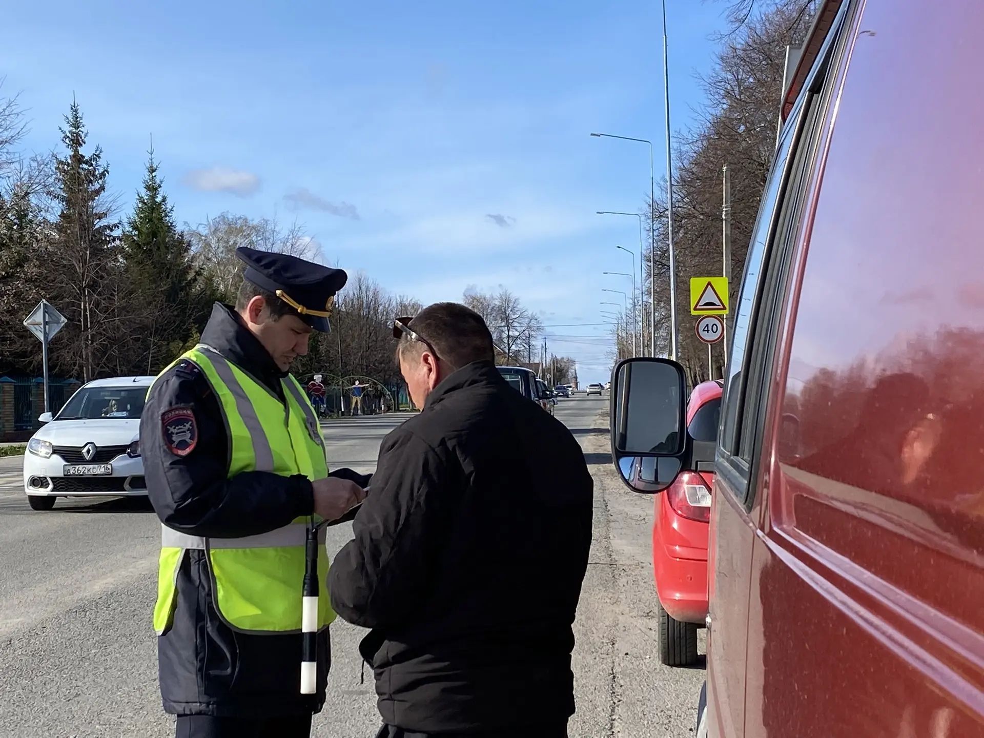 Буинске автомобиль, выехавший на дорогу с неисправными тормозами, был помещен на штрафстоянку