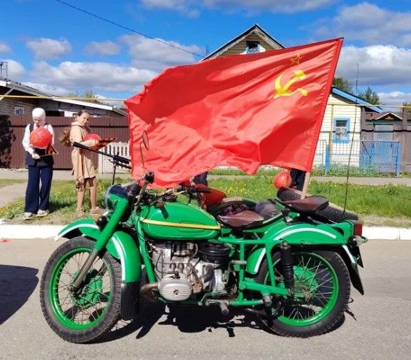 Каждый год подготовка к параду Победы начинается у стен Буинского военкомата (+фото).
