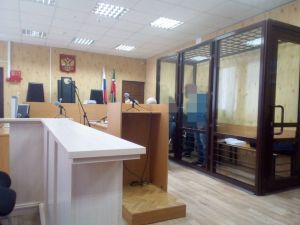 Буинске осудили мужчину за избиение соседа