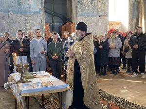 В Буинском районе в селе Старые Бурундуки продолжается восстановление храма.