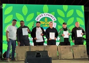 В Буинске:Сабантуй на родине известных борцов