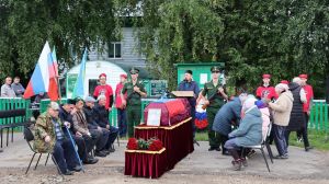В селе Новые Чечкабы Буинского района проводили в последний путь Ильсура Зиннурова