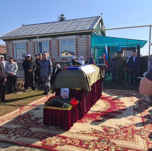 В Буинске простились с погибшим в зоне специальной операции Ильхамом Ибрагимовым