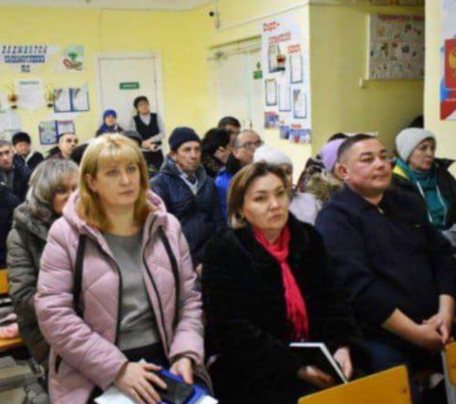 Улучшить качество  воды, обеспечить фельдшером.В сходе граждан жители села Исаково Буинского район подняли несколько проблемных вопросов