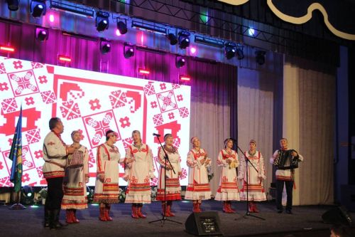 Многонациональный Буинск отметил День народного единства