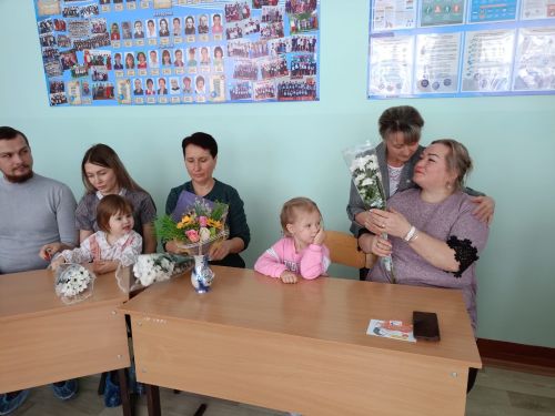 В Верхнелащинской ООШ провели встречу с выпускником школы, офицером, командиром танкового взвода, дважды кавалером Ордена Мужества