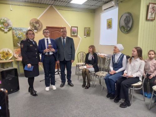 В Буинском краеведческом музее прошло вручение паспортов юным гражданам России, в рамках Дня Конституции РФ
