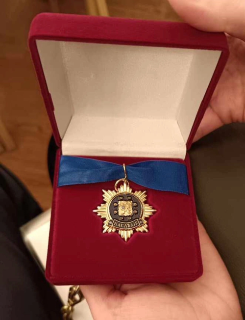 Специалист из Буинска за свои стихи получил награду от княгини