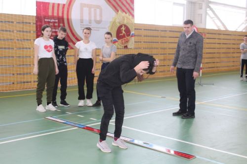 Студенты техникума отраслевых технологий Дрожжановского района выполняют нормативы ГТО